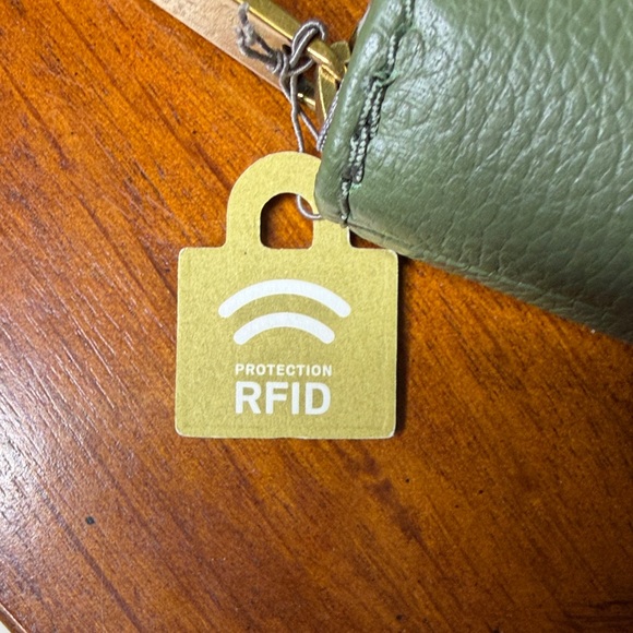 NWT Fossil Talia hobo comes with wallet chive Suede & Leather Shoulder Hobo Bag - Picture 6 of 14